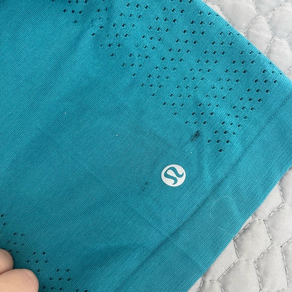 Lululemon short sleeve, long workout top - Picture 2 of 3